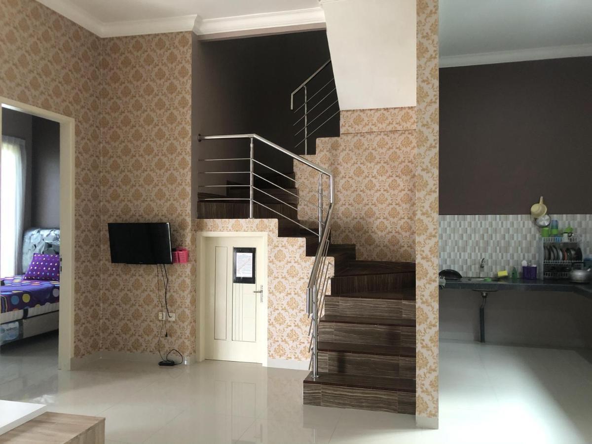 Villa Kusuma Hill A8 Batu  Kültér fotó
