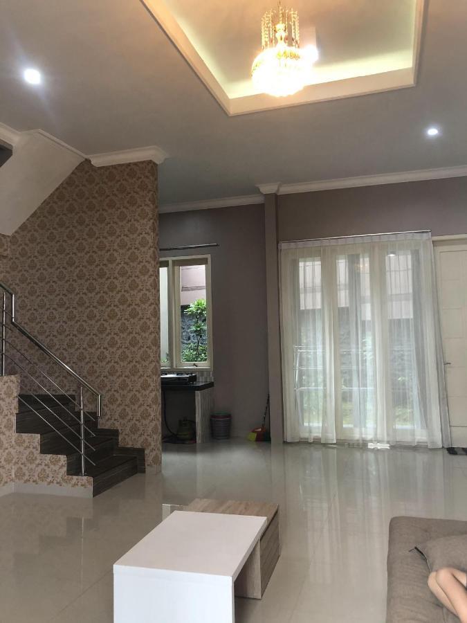 Villa Kusuma Hill A8 Batu  Kültér fotó