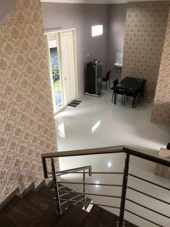 Villa Kusuma Hill A8 Batu  Kültér fotó