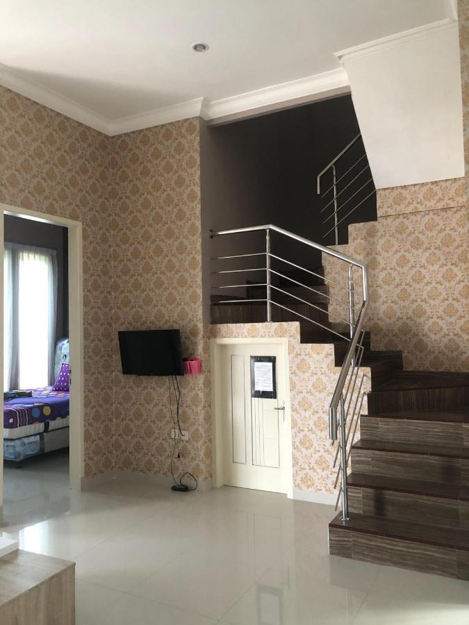 Villa Kusuma Hill A8 Batu  Kültér fotó